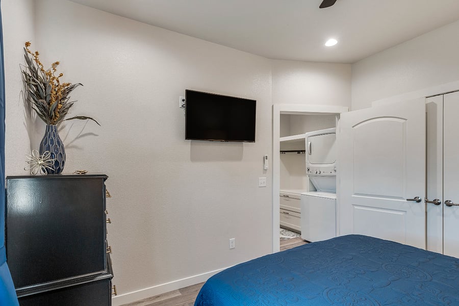 Furnished Finder property 737010_1 photo 11