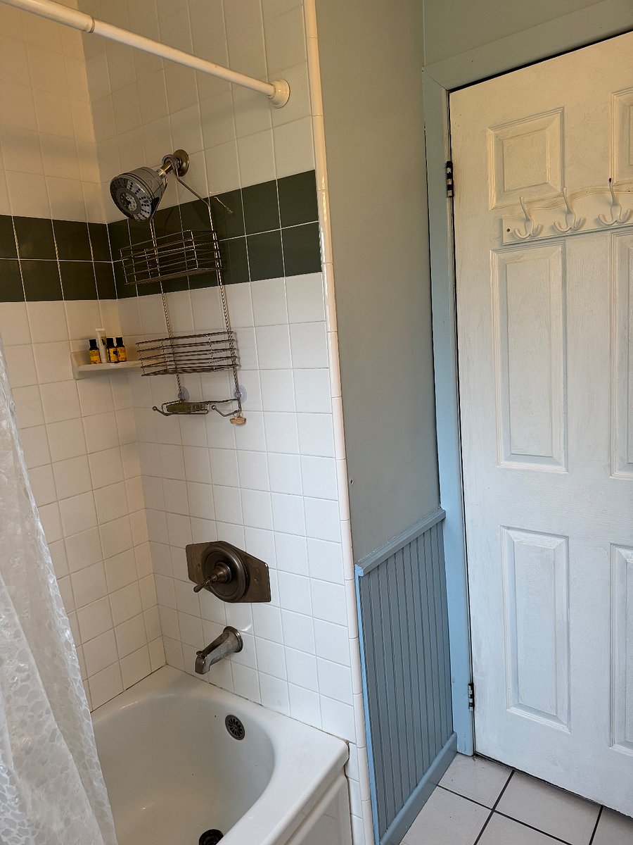 Furnished Finder property 737060_1 photo 25