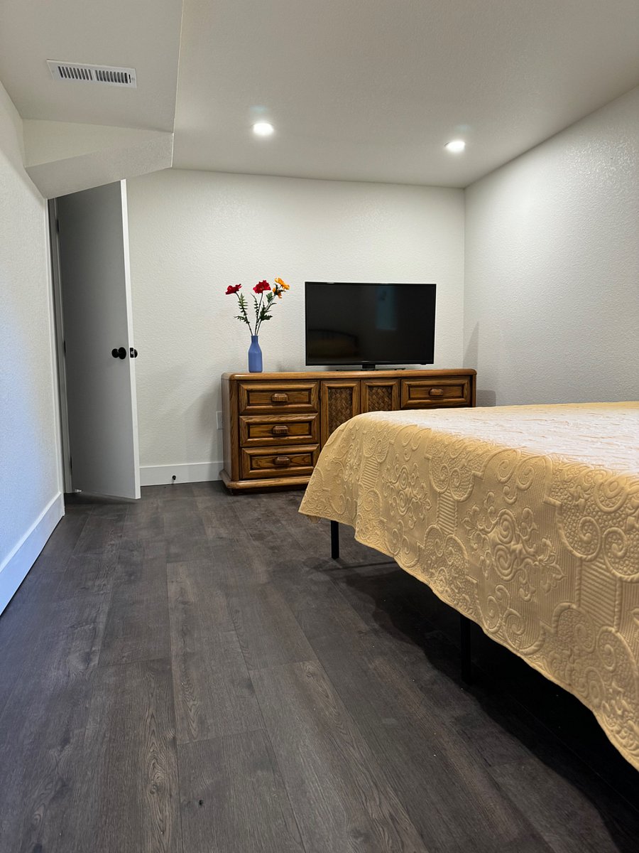 Furnished Finder property 737062_2 photo 6