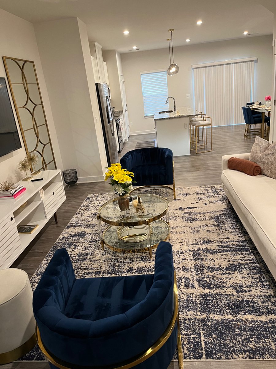 Furnished Finder property 737112_1 photo 3