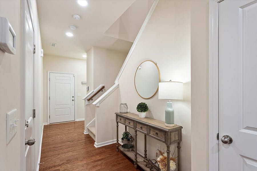 Furnished Finder property 737119_1 photo 7