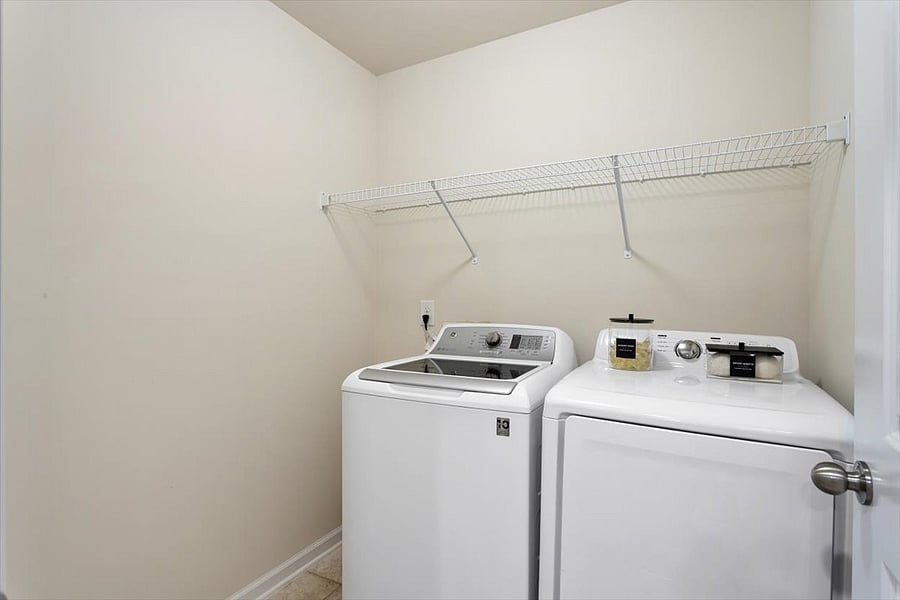 Furnished Finder property 737119_1 photo 11