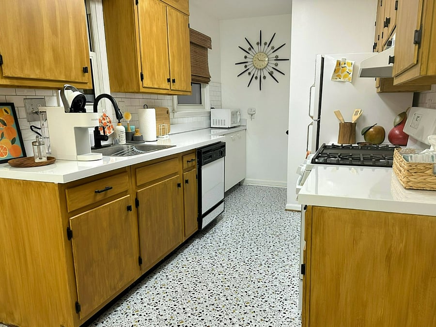 well-appointed kitchen
NOTE: dishwasher pictured replaced 2/2025