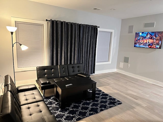Furnished Finder property 737154_1 photo 3