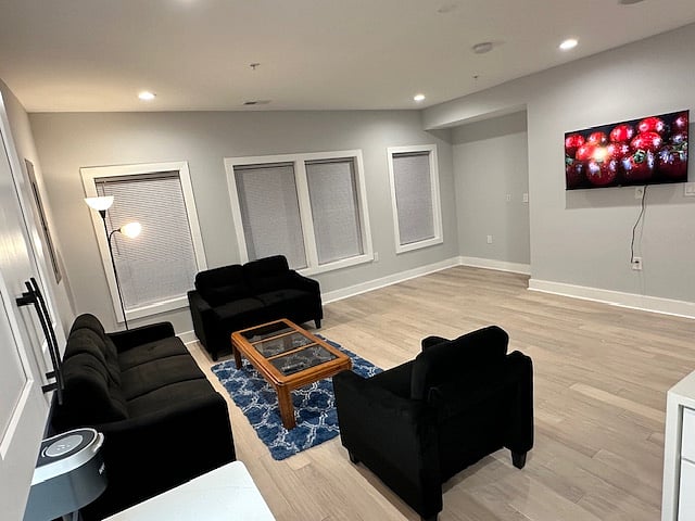 Furnished Finder property 737154_1 photo 6