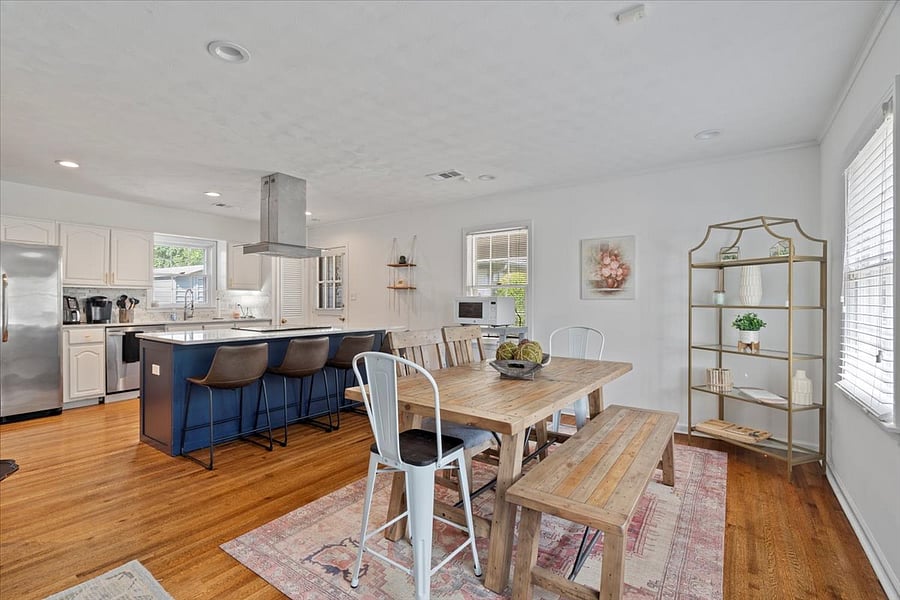 Furnished Finder property 737210_1 photo 3