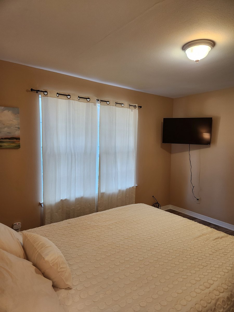 Furnished Finder property 737223_1 photo 33