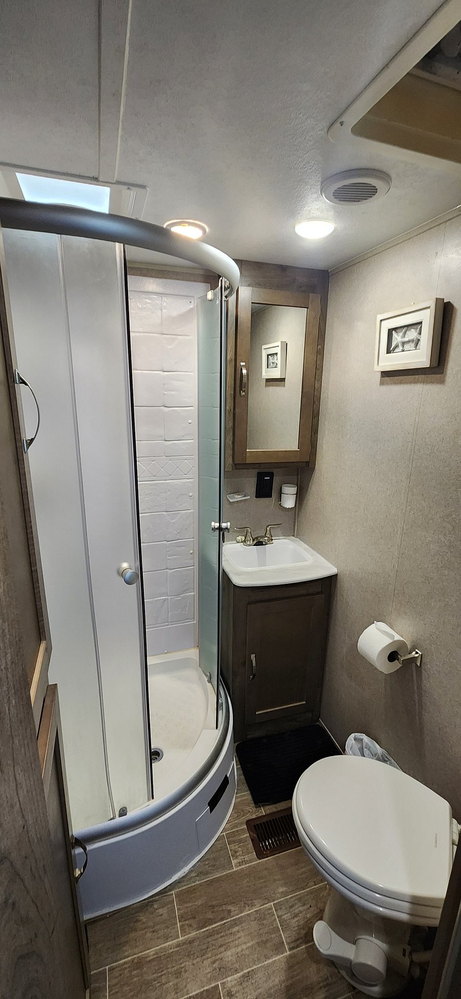 Furnished Finder property 737225_1 photo 21