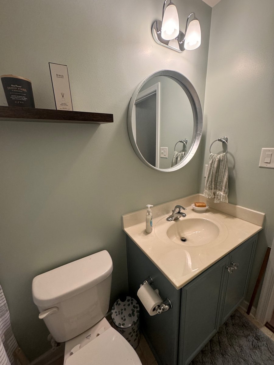 Private Bathroom cont...