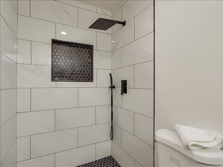 Furnished Finder property 737320_1 photo 8