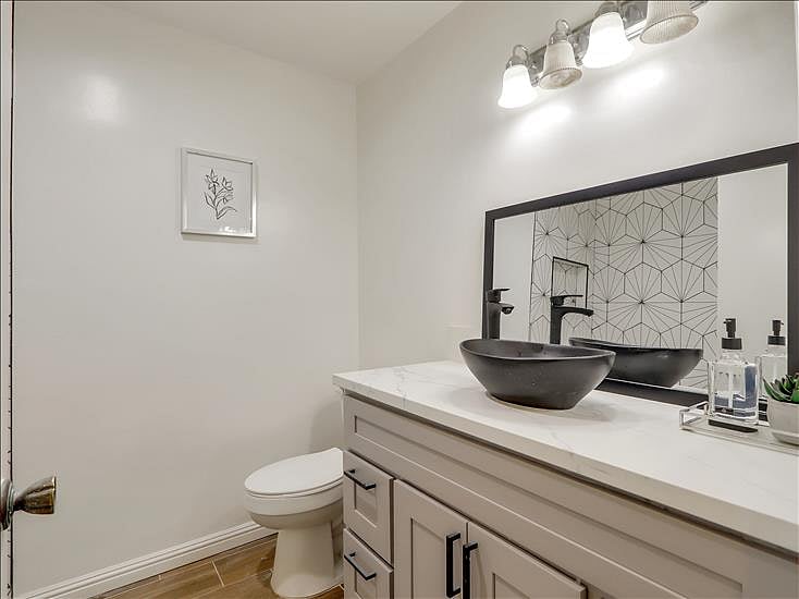 Furnished Finder property 737320_1 photo 10