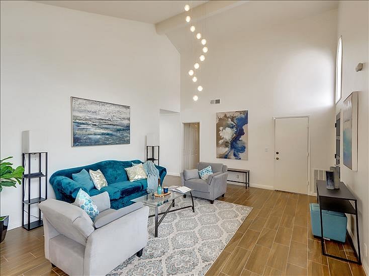 Furnished Finder property 737320_1 photo 4