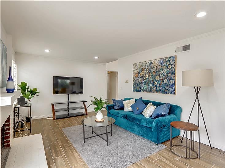 Furnished Finder property 737320_1 photo 12