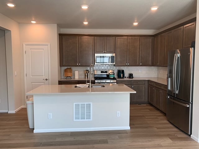 Furnished Finder property 737340_3 photo 11