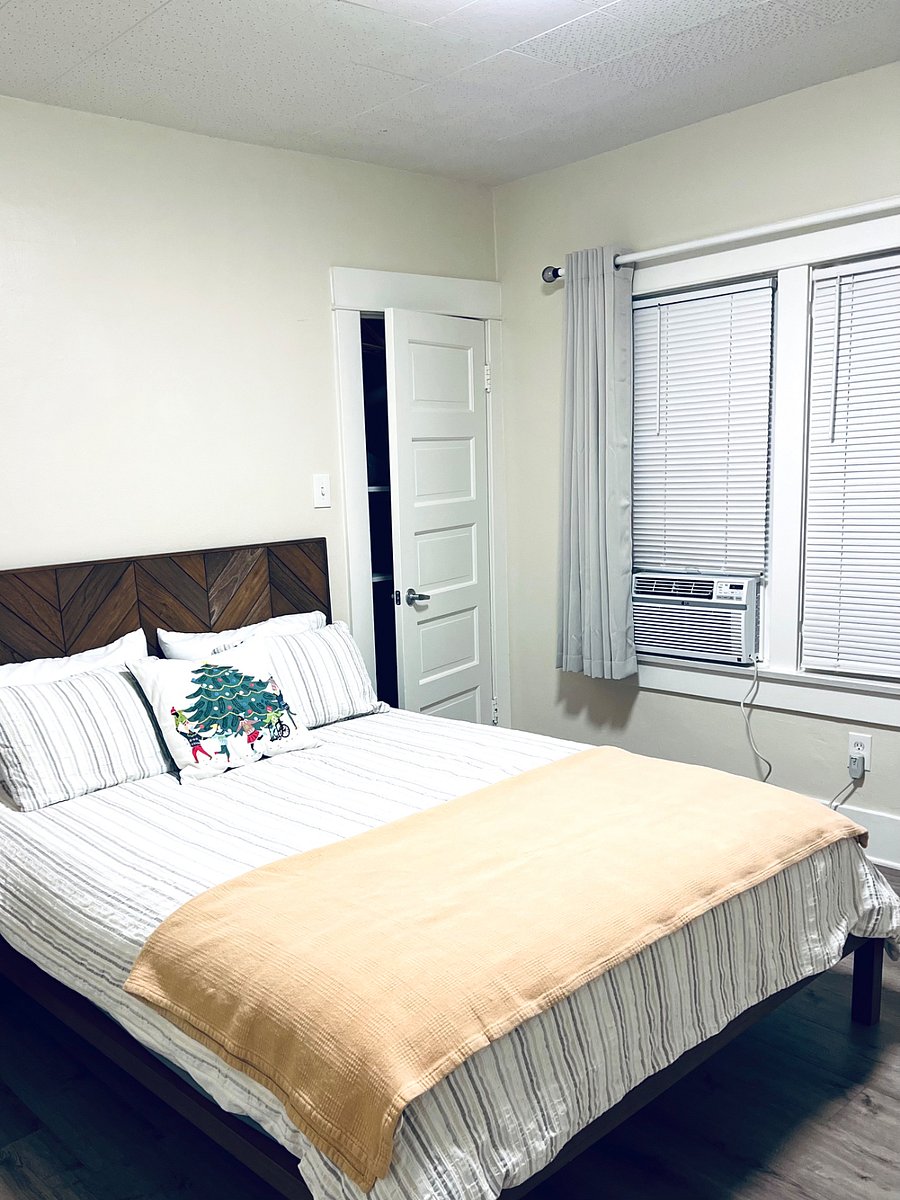 Furnished Finder property 737397_2 photo 3