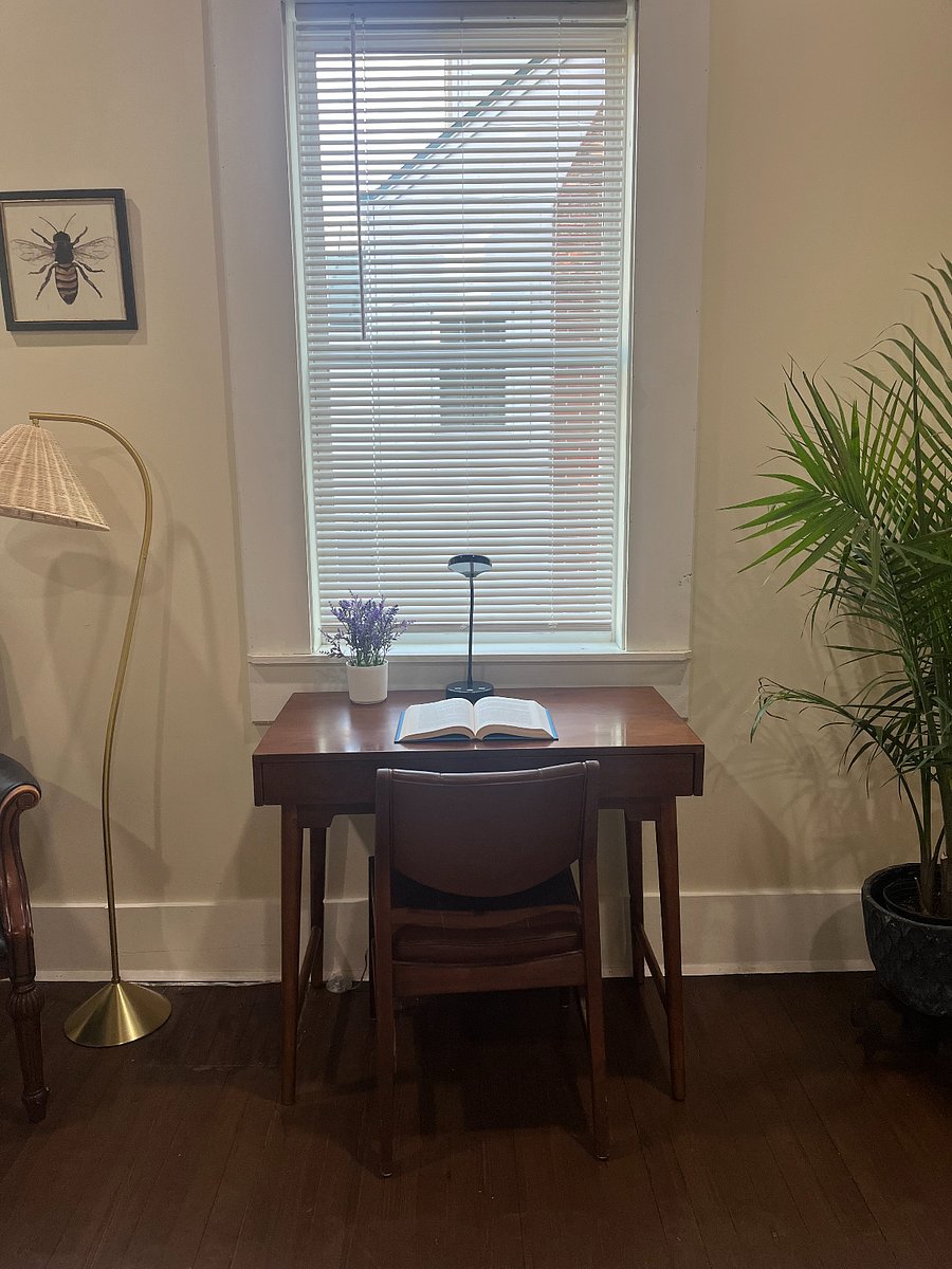 Desk/work space in bedroom #1