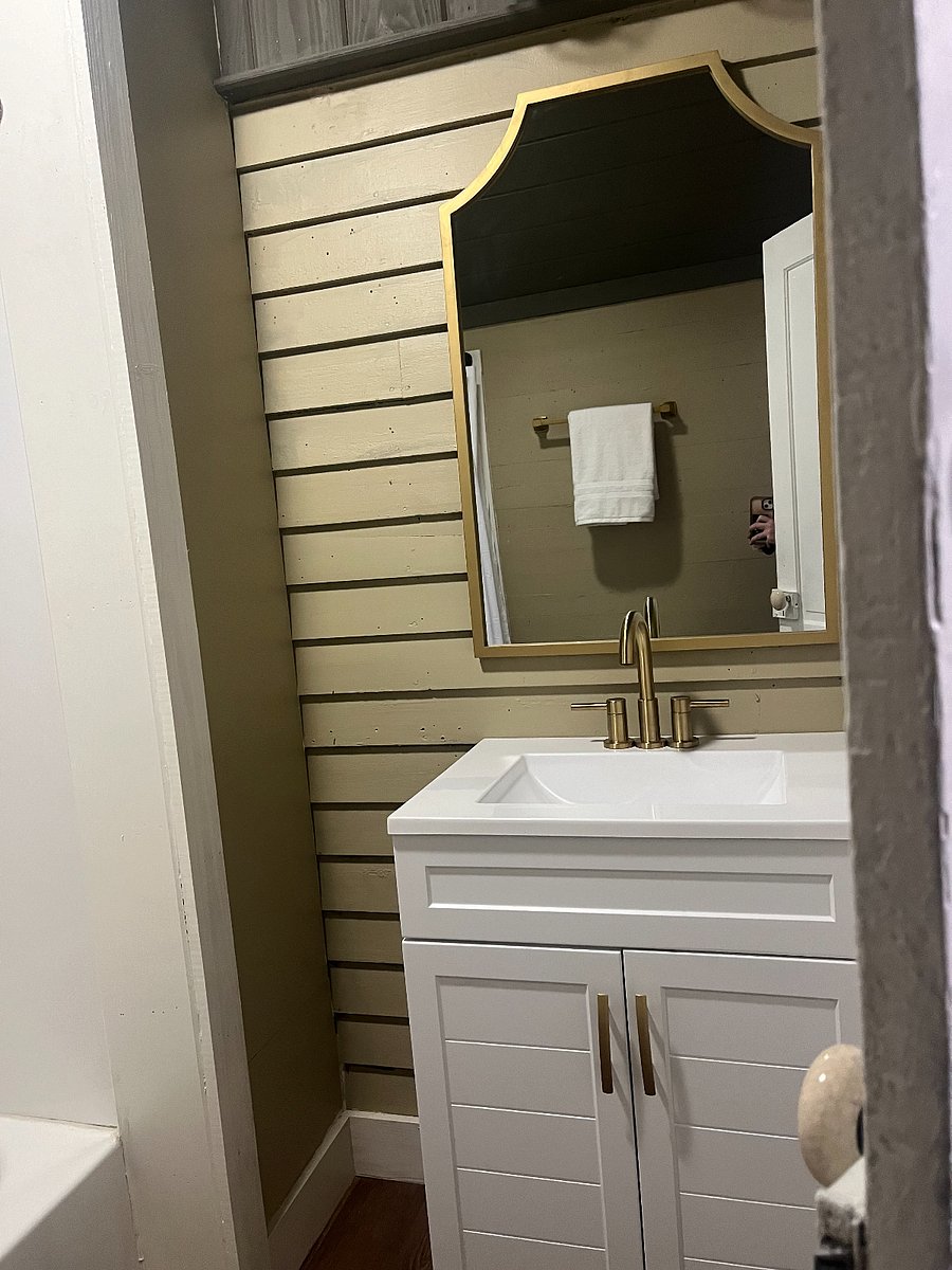 Bathroom #2