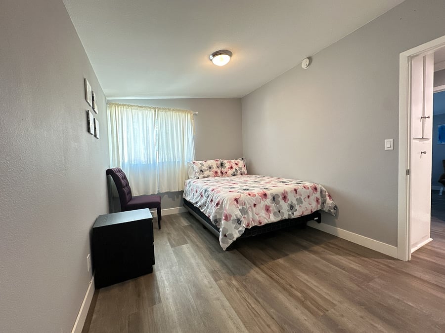 Furnished Finder property 737490_1 photo 13