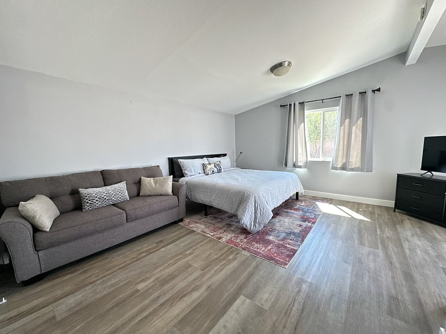 Furnished Finder property 737490_1 photo 6