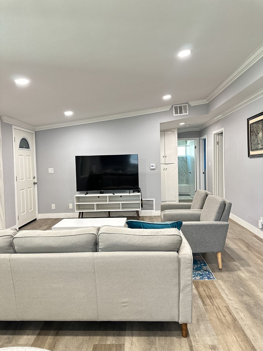 Furnished Finder property 737490_1 photo 3