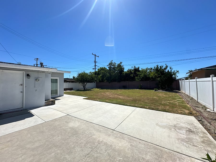 Furnished Finder property 737490_1 photo 36