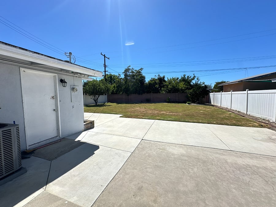Furnished Finder property 737490_1 photo 38