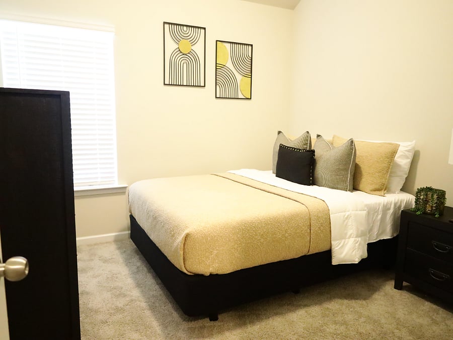 Furnished Finder property 737507_1 photo 12