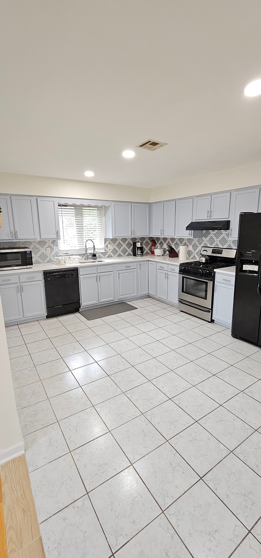 Furnished Finder property 737542_1 photo 17
