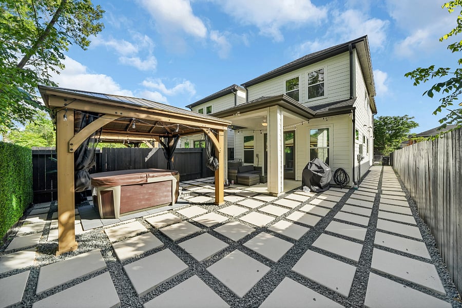 Furnished Finder property 737552_2 photo 9