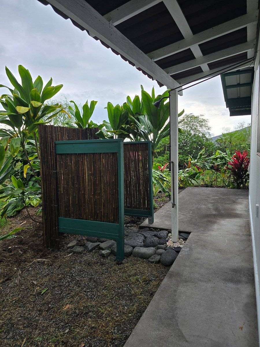 Outdoor shower 