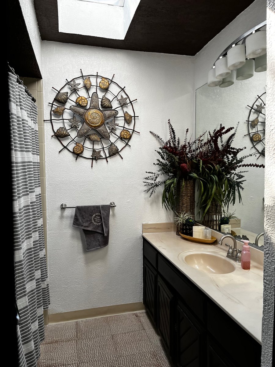 Guest bathroom