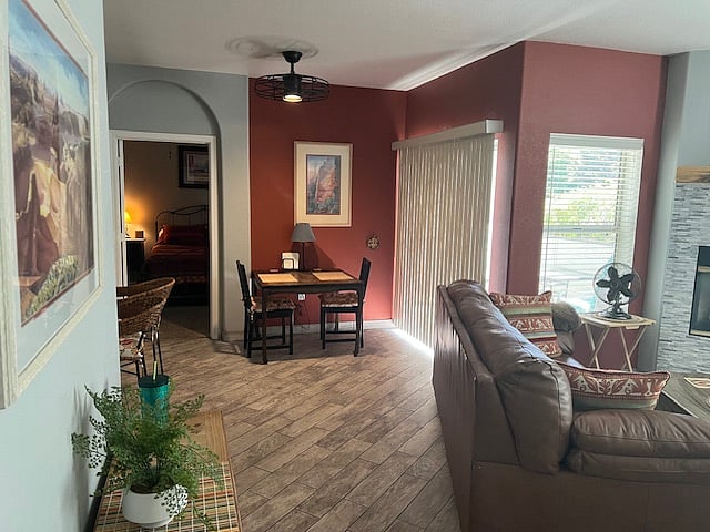 Furnished Finder property 737604_1 photo 7