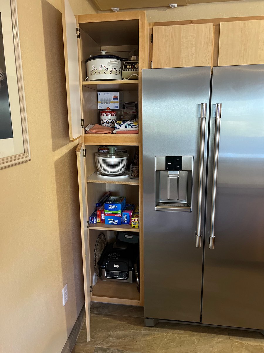 Kitchen Pantry
