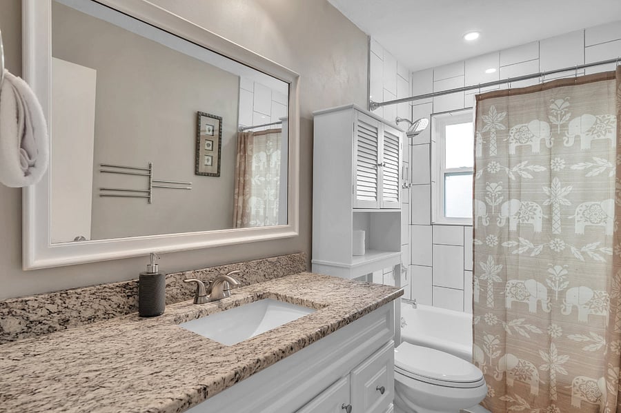 Main bathroom, located between Bedroom 2 and Bedroom 3.