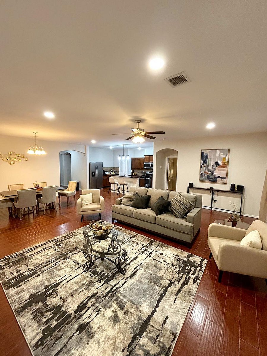 Furnished Finder property 737652_1 photo 3