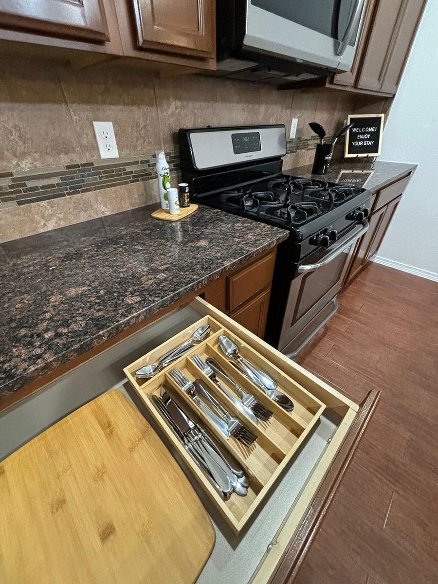 Furnished Finder property 737652_1 photo 9