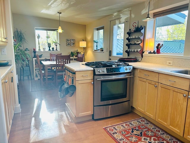 Furnished Finder property 737654_2 photo 5