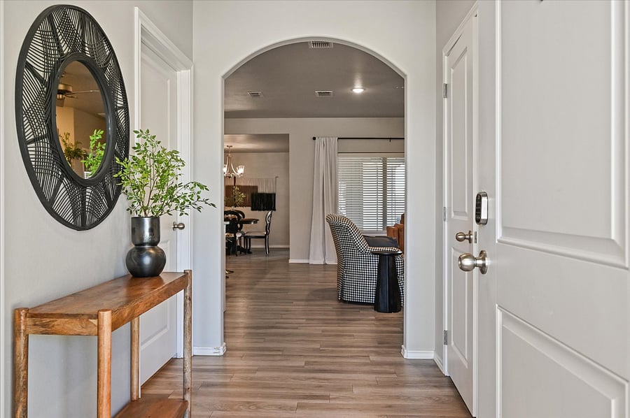 Furnished Finder property 737731_1 photo 2