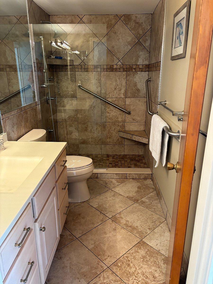 Upstairs bathroom