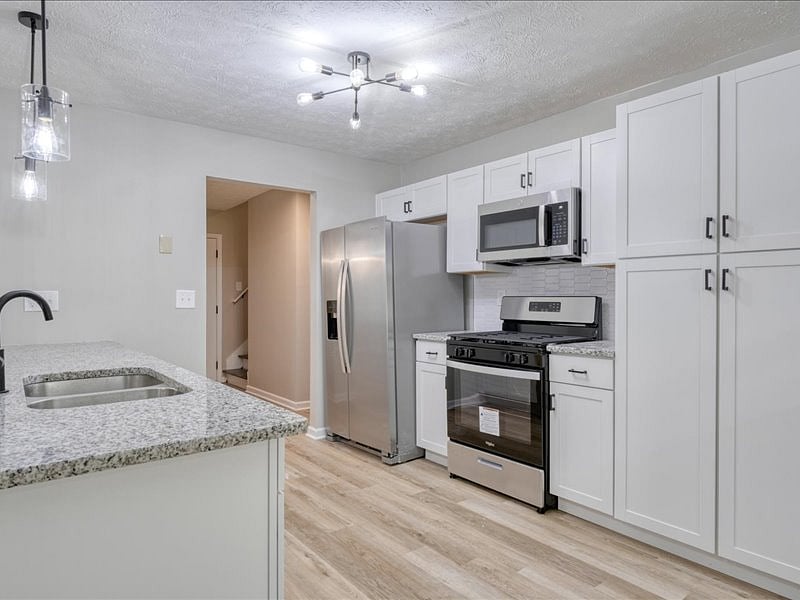 Furnished Finder property 737975_1 photo 4