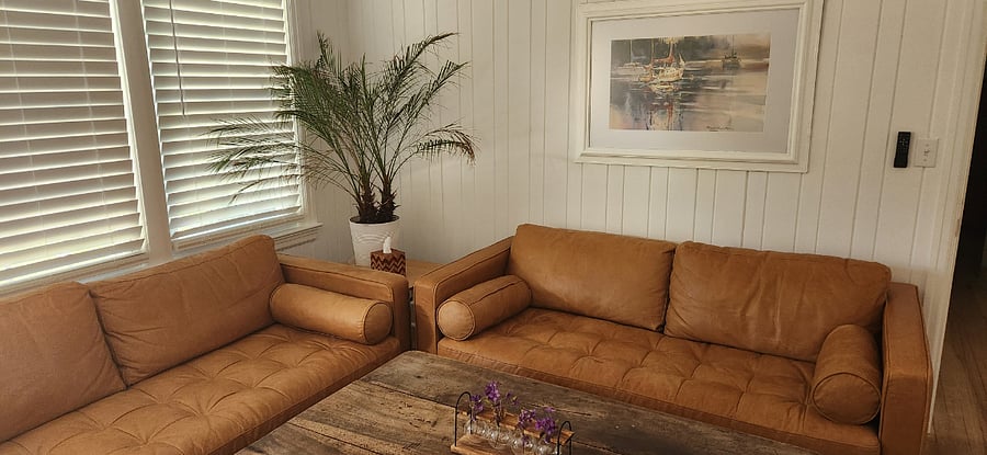 Extra study room with leather sofas.