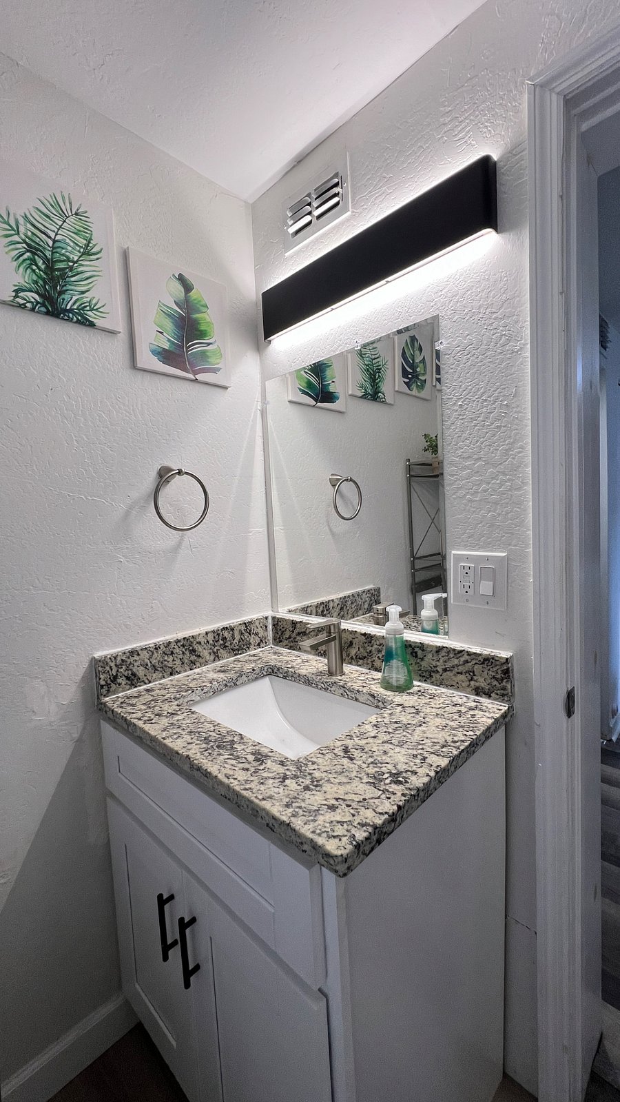 Furnished Finder property 738026_3 photo 8