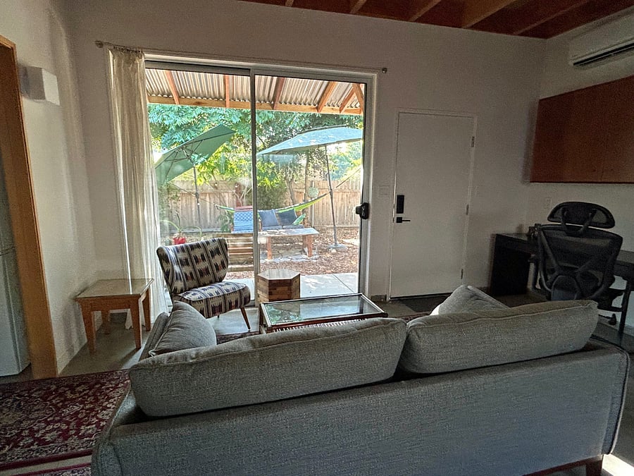 Furnished Finder property 738056_1 photo 3