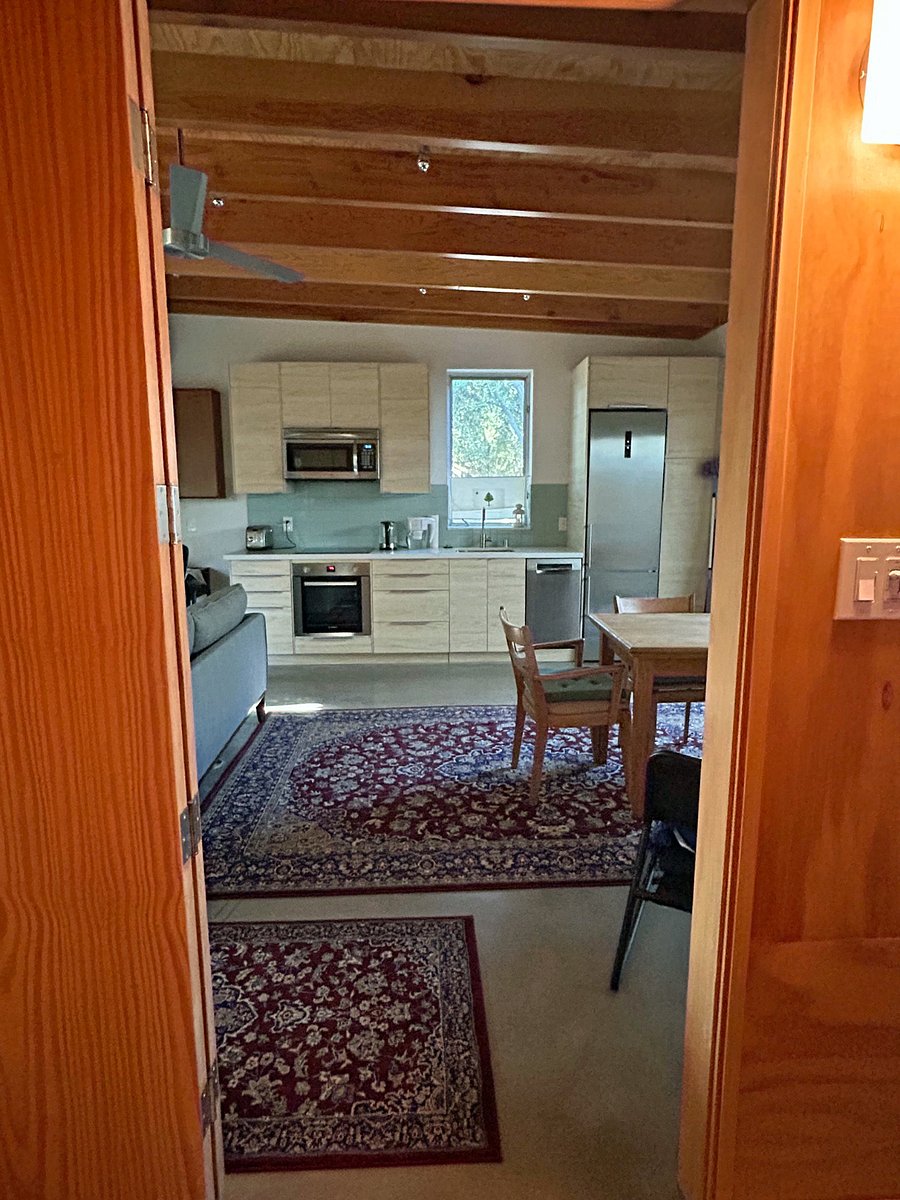 Furnished Finder property 738056_1 photo 12