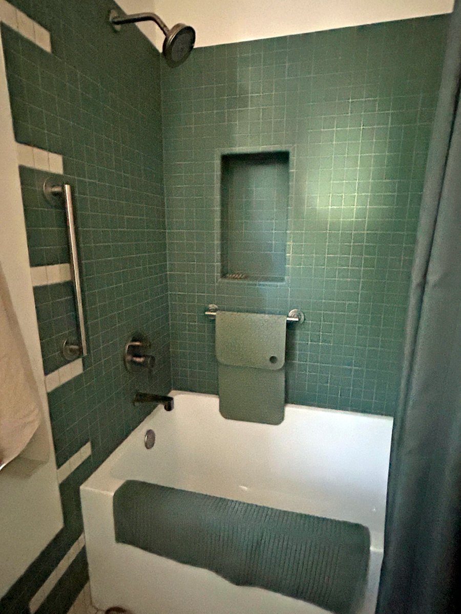 Furnished Finder property 738056_1 photo 16