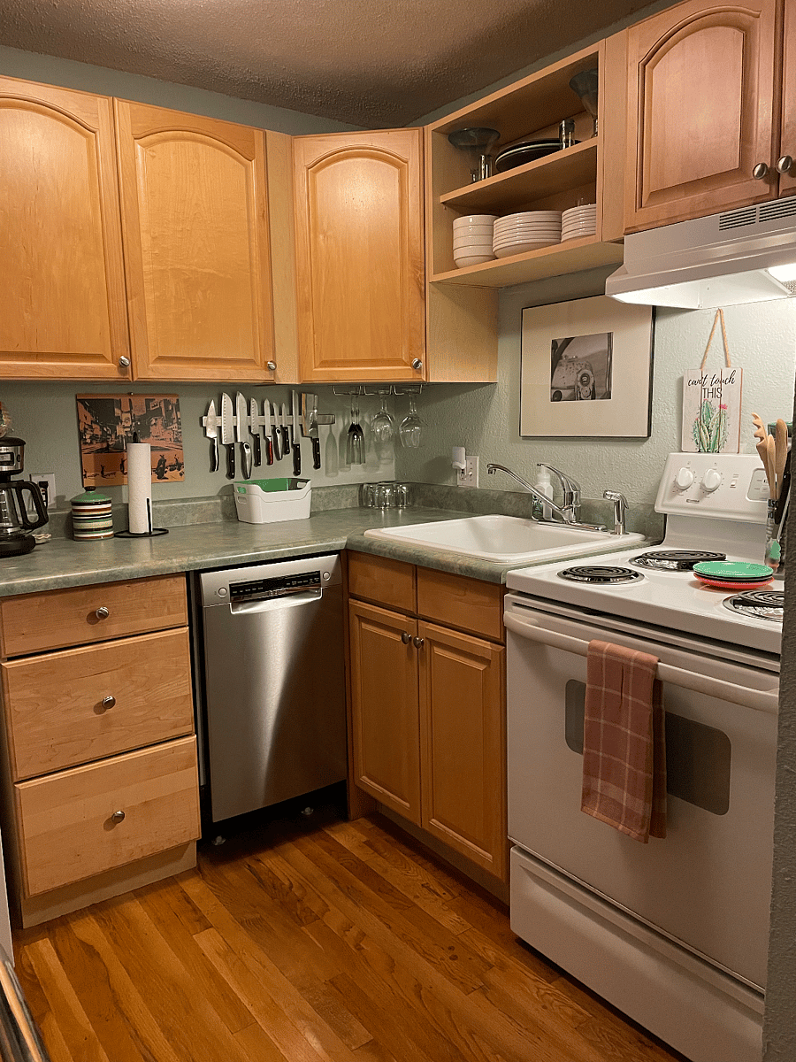 Furnished Finder property 738118_1 photo 43