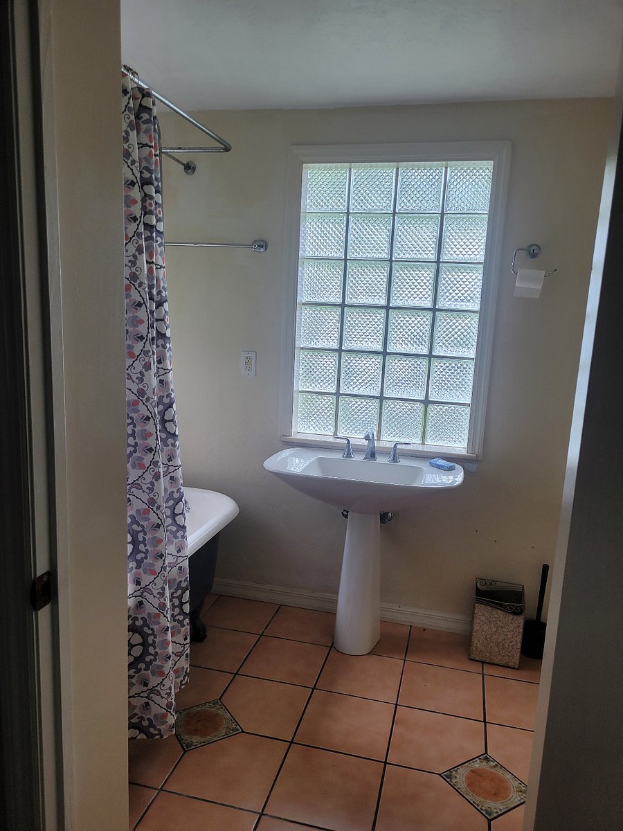 Furnished Finder property 738123_2 photo 5