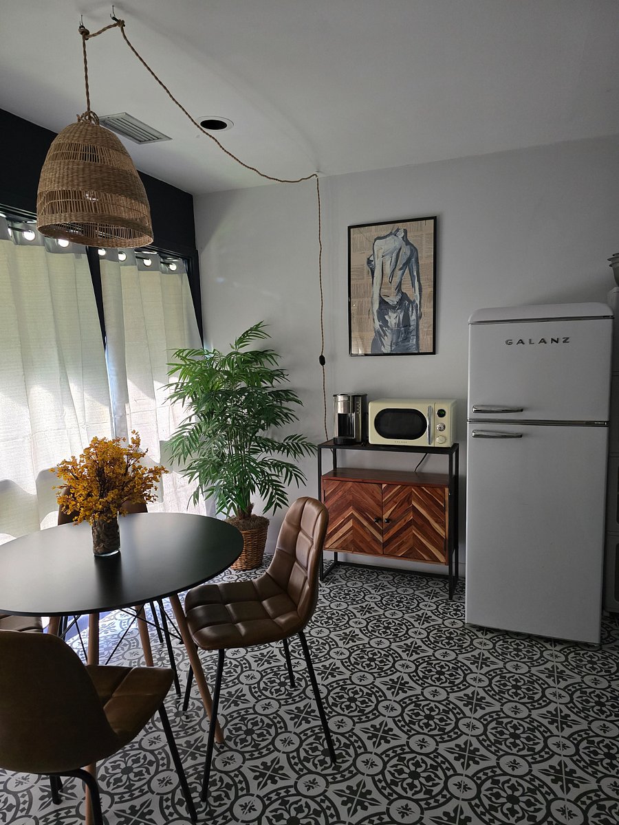 Furnished Finder property 738159_1 photo 8