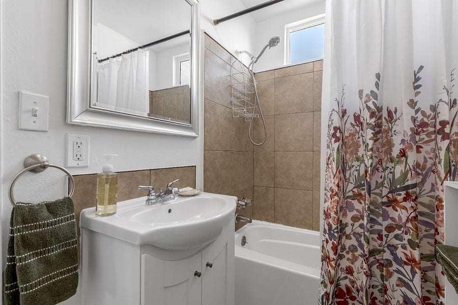 Furnished Finder property 738179_1 photo 15