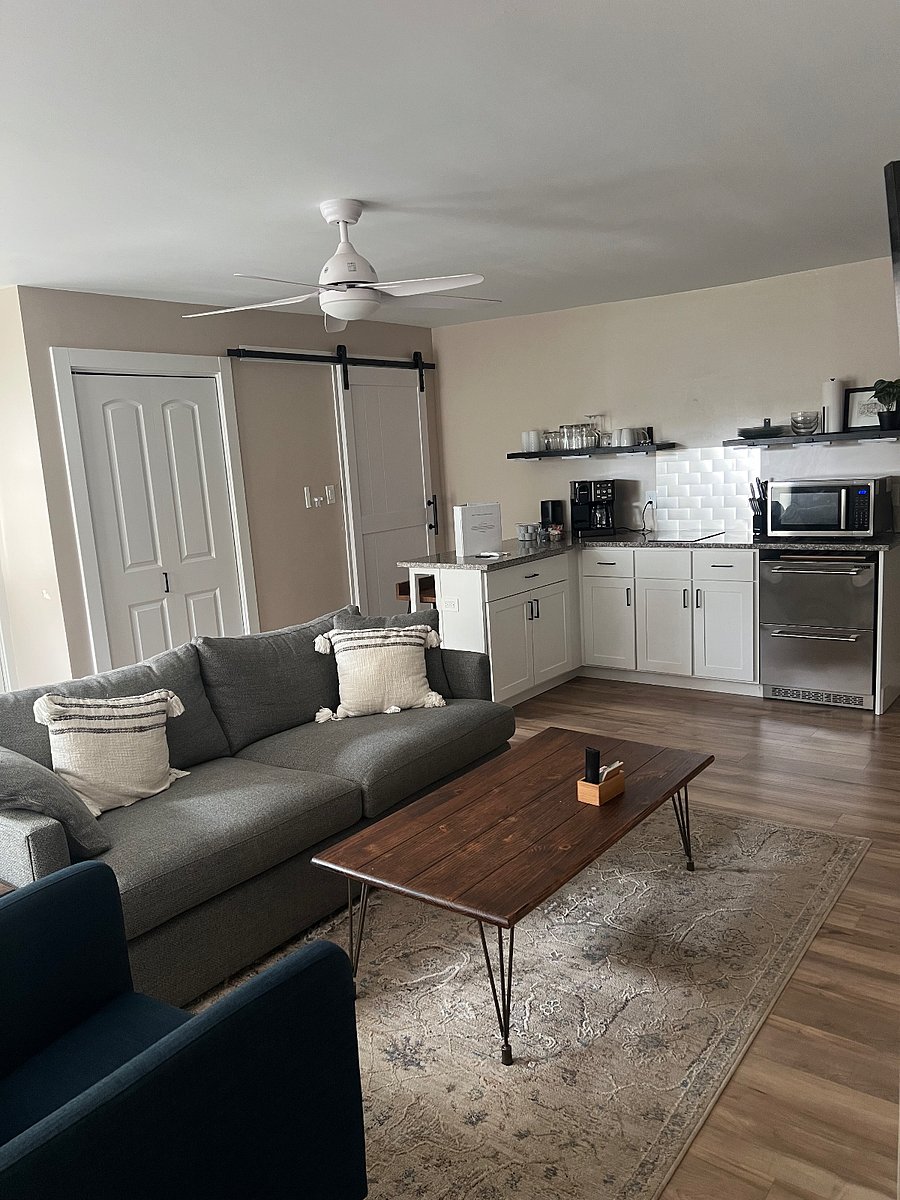 Furnished Finder property 738181_1 photo 3